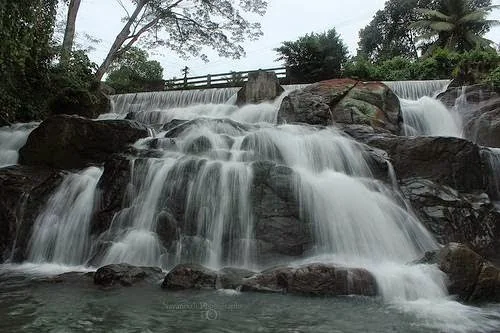 Palaruvi Waterfalls